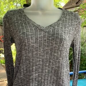 💕EUC ANTHROPOLOGIE Deletta Grey Ribbed Knit Tunic Size XS